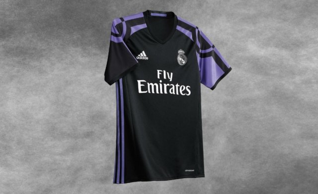 terza-maglia-real-madrid-2016-2017-1-e1471471695627-980x600_c-gallery.jpg