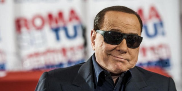 Silvi-Berlusconi.jpg.749b840bd03e598042b7c1af64fa02f1.jpg