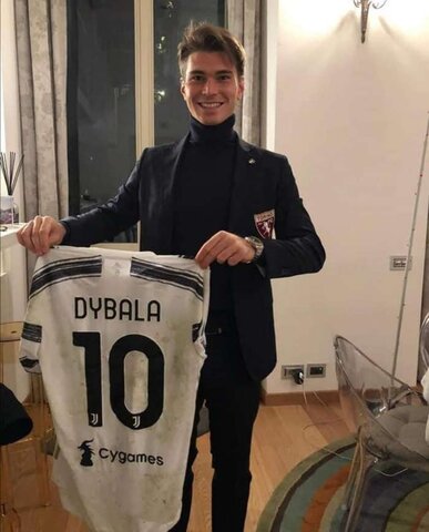 jacopo-segre-dybala-juventus-torino_1pudbu1k1li2c1s5f7r4eeig7v.jpg.c616ac33d7b52395c1f81203f0d87089.jpg