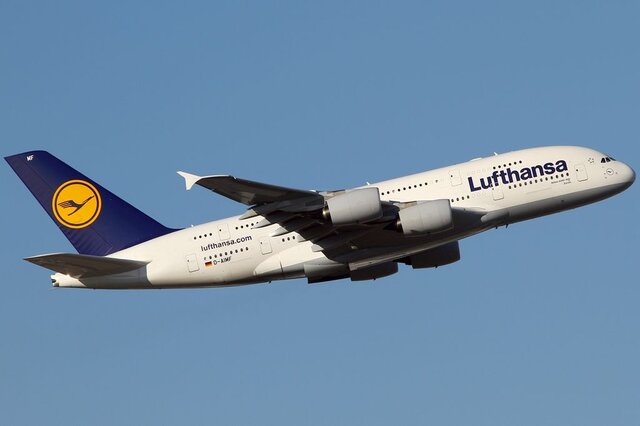 1024px-Airbus_A380-841_Lufthansa_AN2054509.jpg